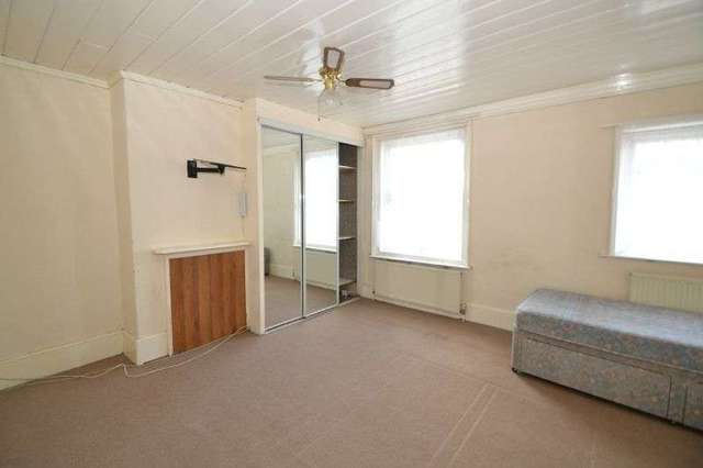  Image of 2 bedroom Cottage for sale in Broadway Woodbury Exeter EX5 at Broadway  Woodbury, EX5 1NX