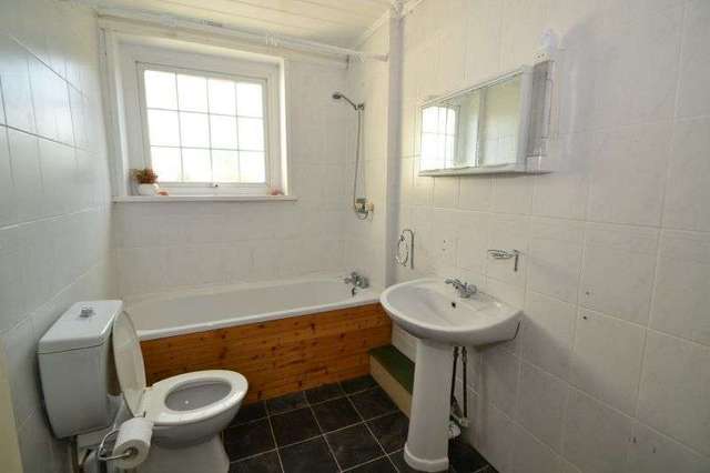  Image of 2 bedroom Cottage for sale in Broadway Woodbury Exeter EX5 at Broadway  Woodbury, EX5 1NX