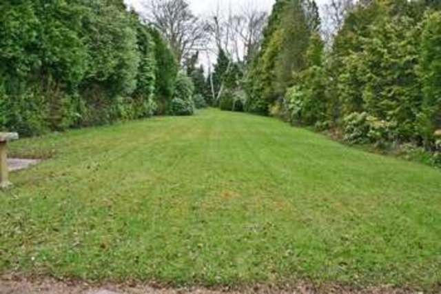  Image of 2 bedroom Detached house for sale in Broomfield Adel Leeds LS16 at Broomfield  Leeds, LS16 6AE
