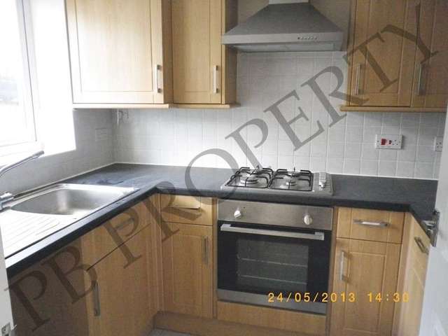  Image of 2 bedroom Semi-Detached house to rent in Bryn Morgrug Alltwen Pontardawe Swansea SA8 at Brynmorgrug Alltwen Pontardawe, SA8 3DG