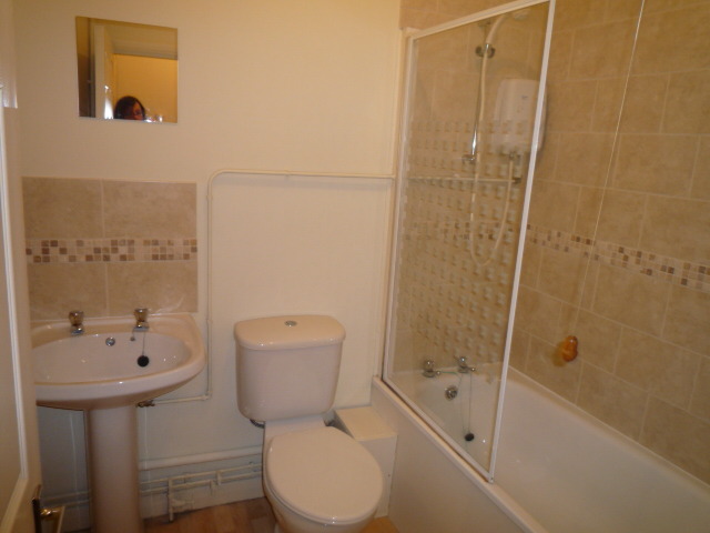  Image of Flat to rent in Buckingham Road Brighton BN1 at 92a Buckingham Road  Brighton, BN1 3RB