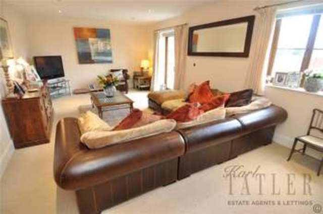  Image of 5 bedroom Detached house for sale in Buckley Court Willaston Neston CH64 at Willaston Wirral Childer Thornton, CH64 2XN