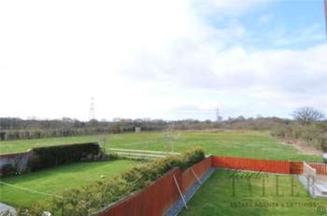  Image of 5 bedroom Detached house for sale in Buckley Court Willaston Neston CH64 at Willaston Wirral Childer Thornton, CH64 2XN