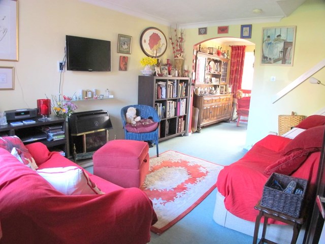  Image of 3 bedroom Detached house for sale in Bullfinch Court Lee-on-the-Solent PO13 at Bullfinch Court  LEE ON THE SOLENT, PO13 8LQ