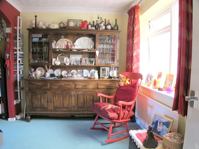  Image of 3 bedroom Detached house for sale in Bullfinch Court Lee-on-the-Solent PO13 at Bullfinch Court  LEE ON THE SOLENT, PO13 8LQ