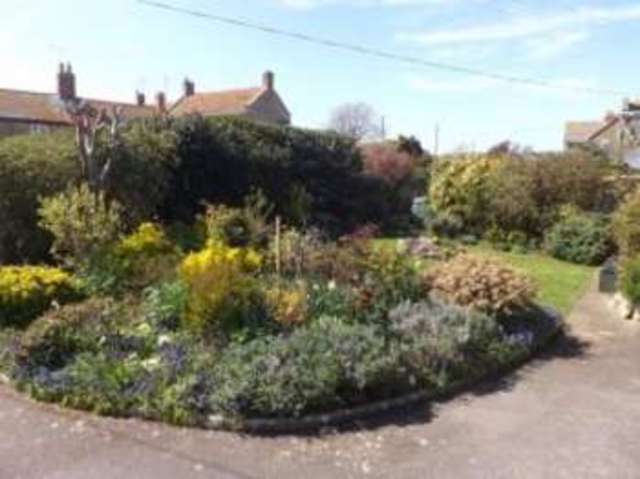  Image of 3 bedroom Bungalow for sale in High Street Burton Bradstock Bridport DT6 at Burton Bradstock Bridport Burton Bradstock, DT6 4PY