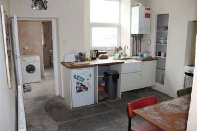  Image of 3 bedroom Terraced house for sale in Butts Hill Frome BA11 at Butts Hill  Frome, BA11 1HU