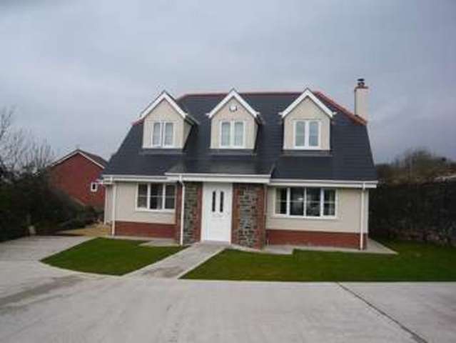  Image of 4 bedroom Detached house for sale in South Cornelly Bridgend CF33 at Lamb Row  Bridgend, CF33 4RH