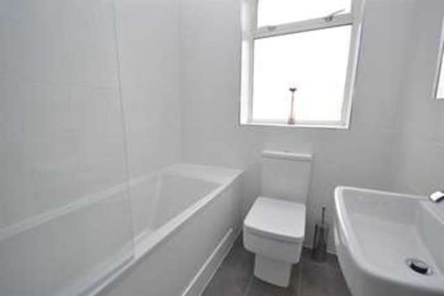  Image of 2 bedroom Terraced house for sale in Byron Road London E10 at London, E10 5DT