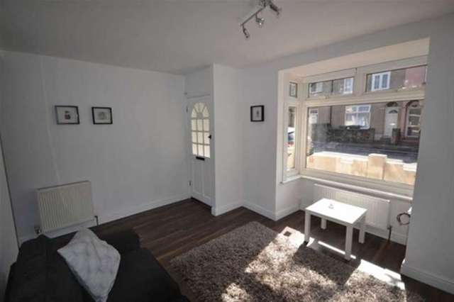  Image of 2 bedroom Terraced house for sale in Byron Road London E10 at London, E10 5DT