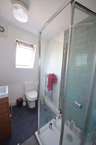  Image of 3 bedroom Maisonette for sale in Caledonian Road London N1 at Caledonian Road  Islington, N1 1ED