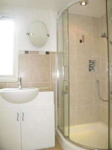  Image of 5 bedroom Terraced house to rent in Camborne Road London SW18 at Wandsworth, SW18 4BH