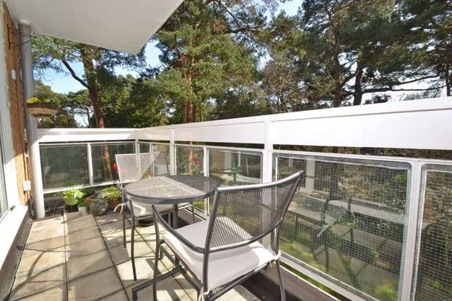  Image of 2 bedroom Flat for sale in Western Road Canford Cliffs Poole BH13 at 5 Western Road Canford Cliffs Poole, BH13 7BD