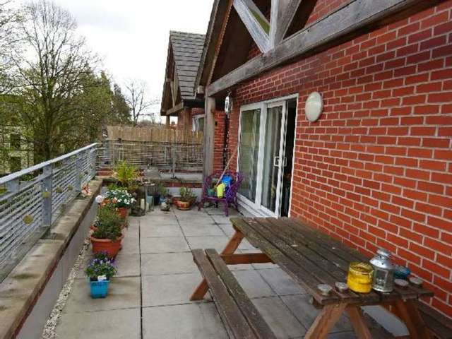 Image of 1 bedroom Flat for sale in Whalley Road Whalley Range Manchester M16 at Cara House  Manchester, M16 8AB