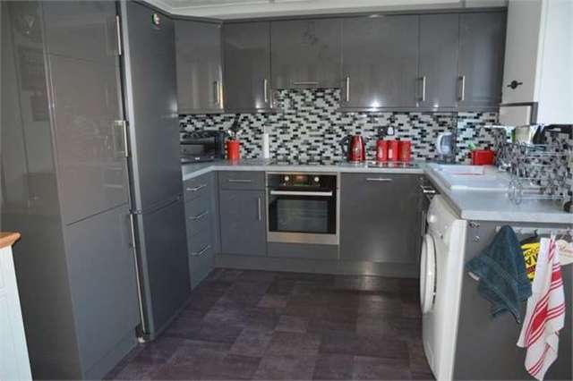  Image of 3 bedroom Semi-Detached house for sale in Cardinal Hinsley Close Newark NG24 at Cardinal Hinsley Close Newark Newark, NG24 4NQ