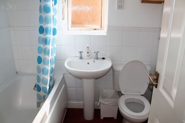  Image of 4 bedroom Detached house for sale in Carnegie Close Enfield EN3 at Carnegie Close  Enfield, EN3 6XX