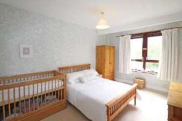  Image of 2 bedroom Flat for sale in Cartside Street Glasgow G42 at Glasgow Lanarkshire Pollokshaws, G42 9TQ