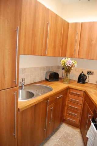  Image of 2 bedroom Flat to rent in Stockport SK1 at Market Place Stockport Cheshire, SK1 1XF