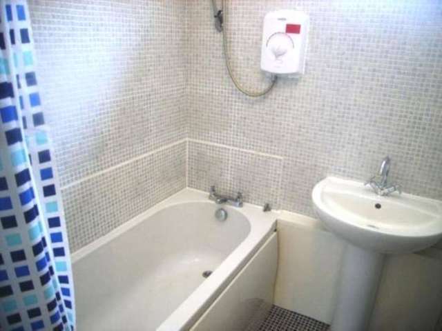  Image of 2 bedroom Flat to rent in Catherall Road London N5 at Catherall Road Highbury London, N5 2LD