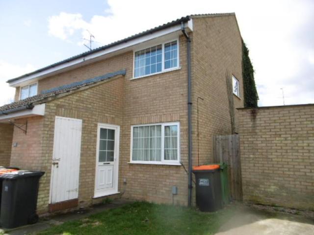  Image of 1 bedroom Flat for sale in Cemetery Road Houghton Regis Dunstable LU5 at Cemetery Road Houghton Regis DUNSTABLE, LU5 5DE