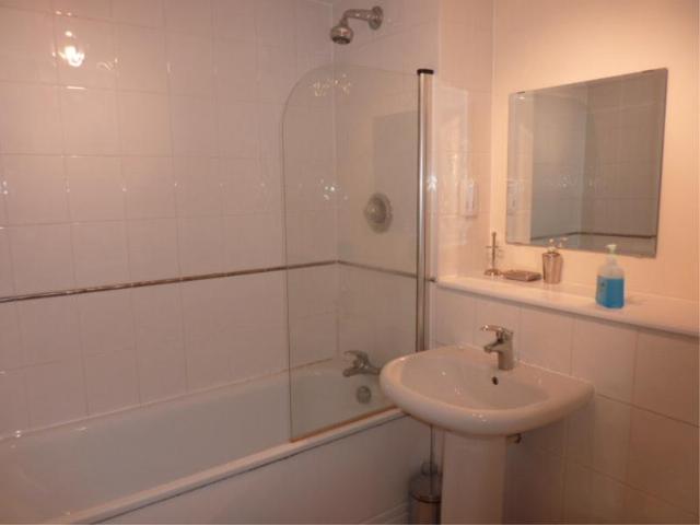  Image of 1 bedroom Flat to rent in Holliday Street Edgbaston Birmingham B1 at Birmingham, B1 1TW
