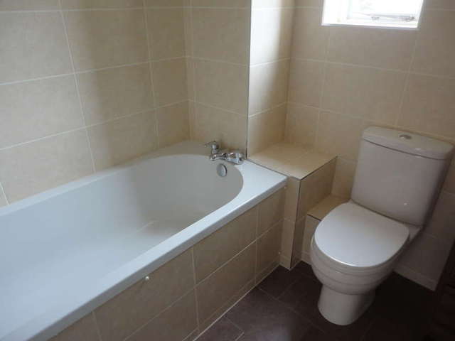  Image of 4 bedroom Town House to rent in Charter Place Worcester WR1 at Worcester Worcestershire Worcester, WR1 3BX