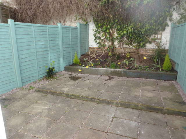  Image of 4 bedroom Town House to rent in Charter Place Worcester WR1 at Worcester Worcestershire Worcester, WR1 3BX
