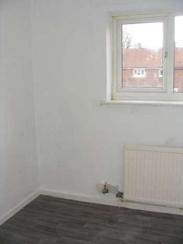  Image of 3 bedroom Terraced house to rent in Chatley Road Eccles Manchester M30 at Chatley Road Eccles Eccles, M30 7PD