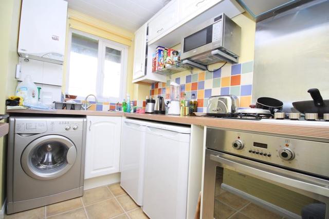  Image of 1 bedroom Apartment to rent in Chaucer Drive London SE1 at South Bermondsey SE1 South Bermondsey, SE1 5TA
