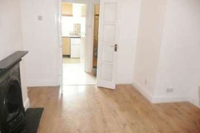  Image of 1 bedroom Flat to rent in Chelmer Road London E9 at Chelmer Road  Hackney, E9 6AY