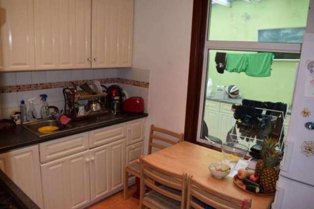  Image of 2 bedroom Flat to rent in Chelmsford Road London E11 at Chelmsford Road Leyton London, E11 1BS