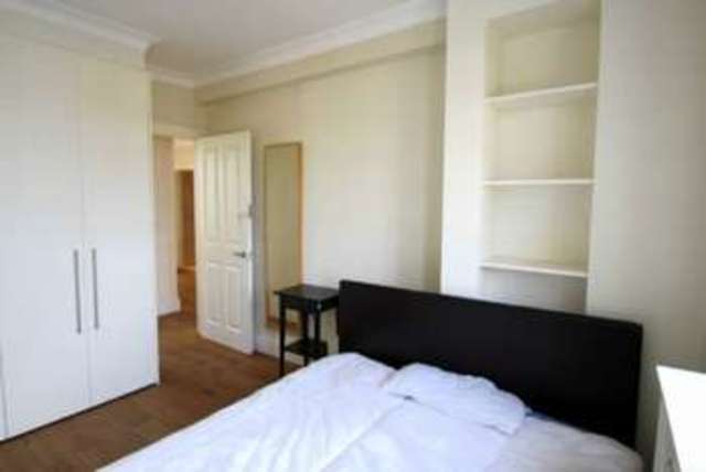  Image of 3 bedroom Apartment to rent in Baker Street London NW1 at Baker Street Baker Street London, NW1 5SH