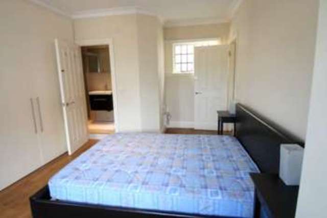  Image of 3 bedroom Apartment to rent in Baker Street London NW1 at Baker Street Baker Street London, NW1 5SH