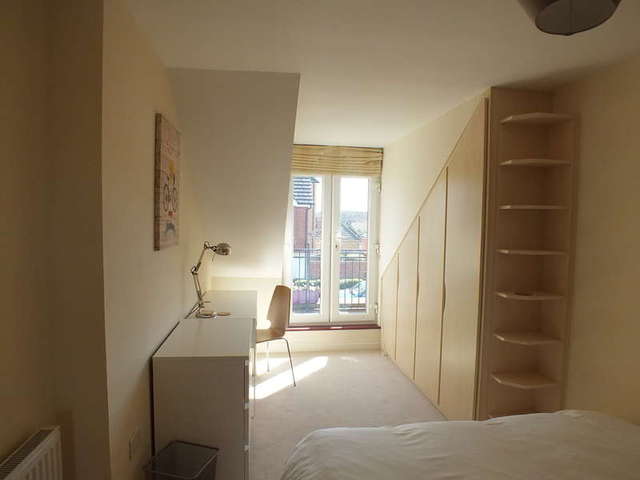  Image of 1 bedroom Detached house to rent in Cirrus Drive Shinfield Reading RG2 at Shinfield Reading Berkshire, RG2 9FL