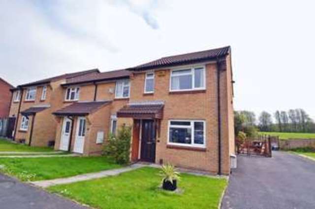  Image of 3 bedroom Detached house to rent in Claremont Gardens Clevedon BS21 at Claremont Gardens  Clevedon, BS21 5BG