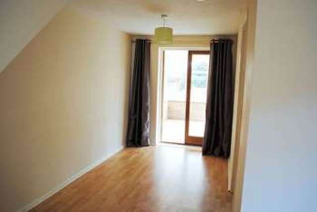  Image of 3 bedroom Detached house to rent in Claremont Gardens Clevedon BS21 at Claremont Gardens  Clevedon, BS21 5BG