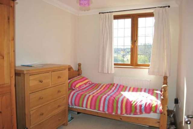  Image of 4 bedroom Detached house for sale in Clares Green Road Spencers Wood Reading RG7 at Clares Green Road  Reading, RG7 1DU