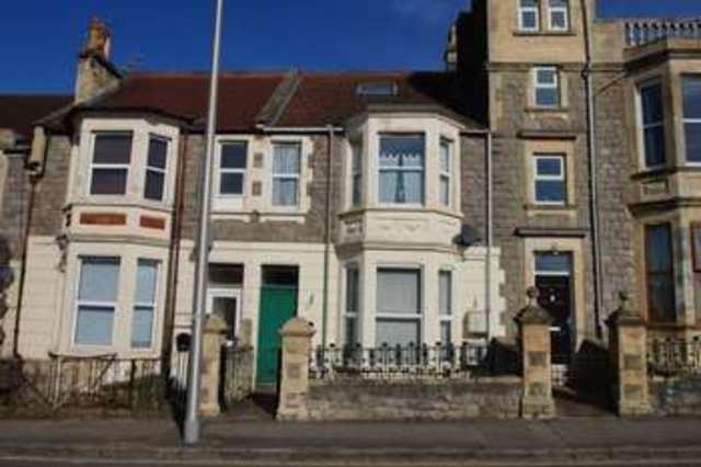  Image of 3 bedroom Flat for sale in Clevedon Road Weston-super-Mare BS23 at Clevedon Road  Weston-Super-Mare, BS23 1DE