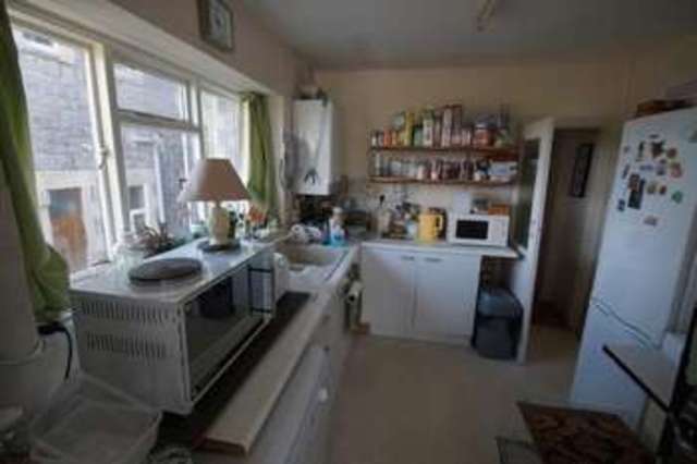  Image of 3 bedroom Flat for sale in Clevedon Road Weston-super-Mare BS23 at Clevedon Road  Weston-Super-Mare, BS23 1DE