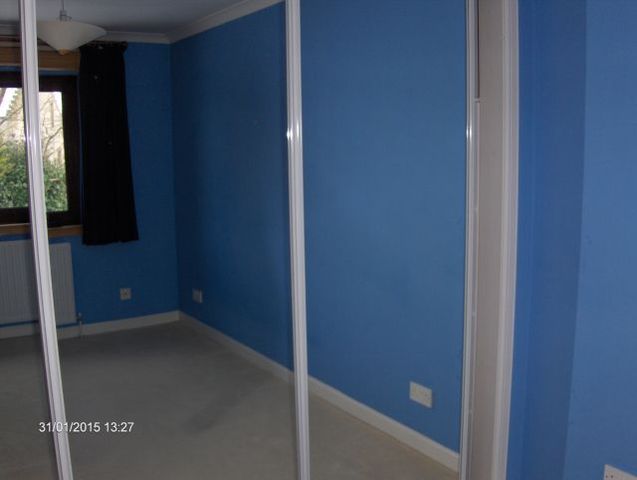  Image of 2 bedroom Flat to rent in Clyde Court Carluke ML8 at Carluke South Lanarkshire South Lanarkshire, ML8 5FG