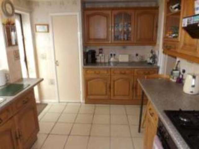  Image of 3 bedroom Terraced house for sale in Coles Hill Hemel Hempstead HP1 at Hemel Hempstead Hertfordshire Boxmoor, HP1 3JN