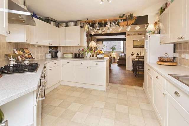  Image of 5 bedroom Town House for sale in Collaford Lane Dartmouth TQ6 at Dartmouth Devon Dartmouth, TQ6 9DJ