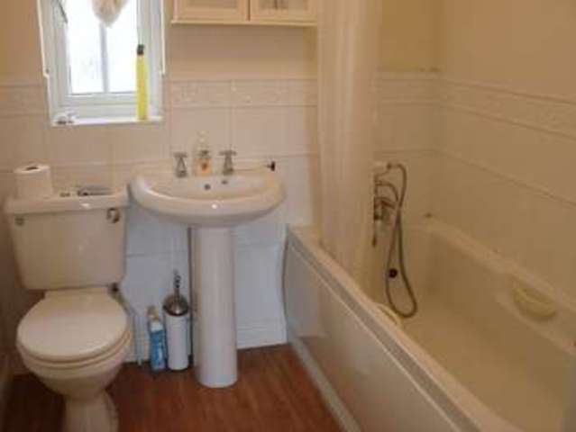  Image of 3 bedroom Detached house to rent in College Green Bodmin PL31 at College Green  Bodmin, PL31 1EA