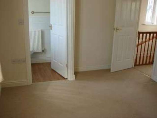  Image of 3 bedroom Detached house to rent in College Green Bodmin PL31 at College Green  Bodmin, PL31 1EA
