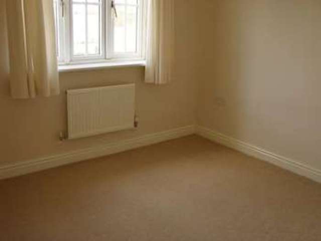  Image of 3 bedroom Detached house to rent in College Green Bodmin PL31 at College Green  Bodmin, PL31 1EA