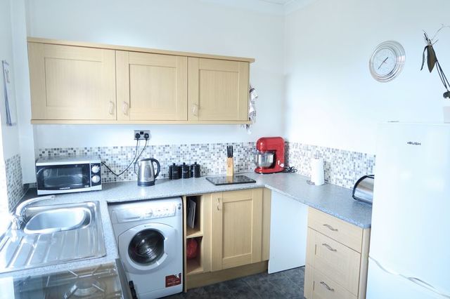  Image of 2 bedroom Terraced house for sale in Common Lane East Ardsley Wakefield WF3 at Common Lane East Ardsley Wakefield, WF3 2EL