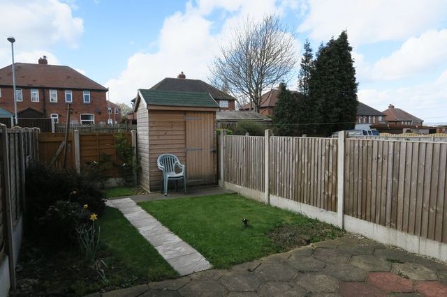  Image of 2 bedroom Terraced house for sale in Common Lane East Ardsley Wakefield WF3 at Common Lane East Ardsley Wakefield, WF3 2EL