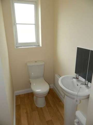  Image of 3 bedroom Terraced house to rent in Connemara Street Bridgwater TA6 at Connemara Street  Bridgwater, TA6 6WZ