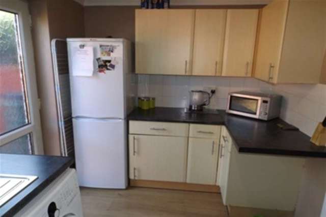  Image of 2 bedroom Terraced house to rent in Corbyn Shaw Road King