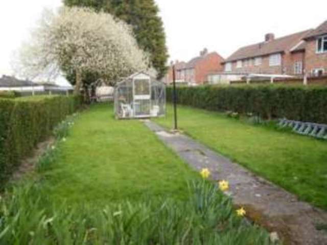  Image of 3 bedroom Semi-Detached house for sale in Cordwell Avenue Chesterfield S41 at Chesterfield Derbyshire Newbold, S41 8DA